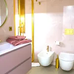 Moon Greeting - Design Dream's Maison d'hôtes 3*