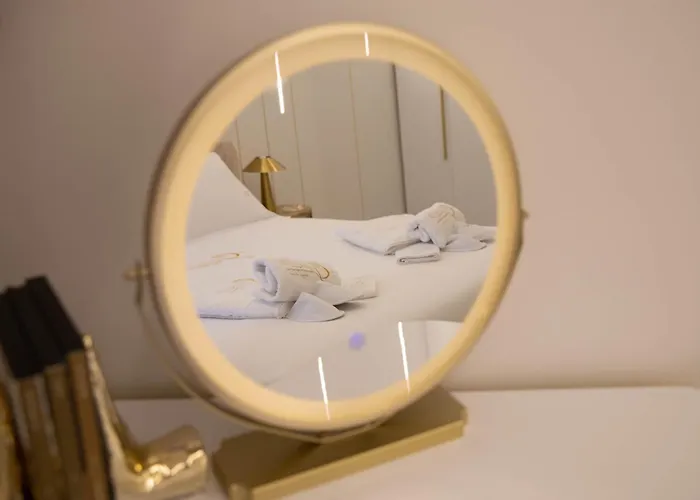 Moon Greeting - Design Dream's 3*